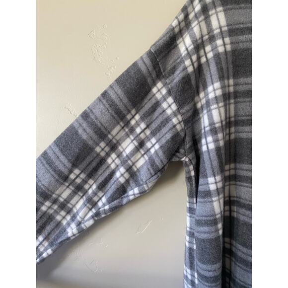 Reb in J Gray Plaid Button Up Collared Blouse- Size Medium - Picture 2 of 4